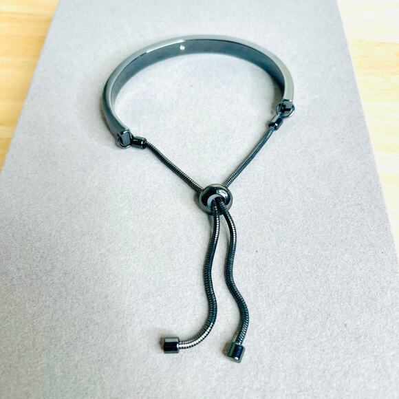 Shiny Gunmetal Silver Slider Adjustable Bracelet - Picture 3 of 6